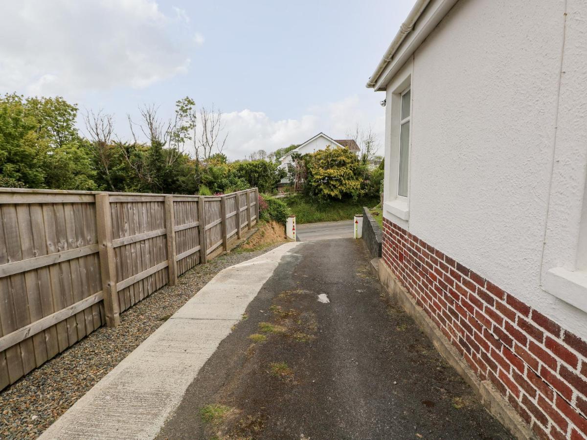 White Thorns Villa Haverfordwest Exterior photo